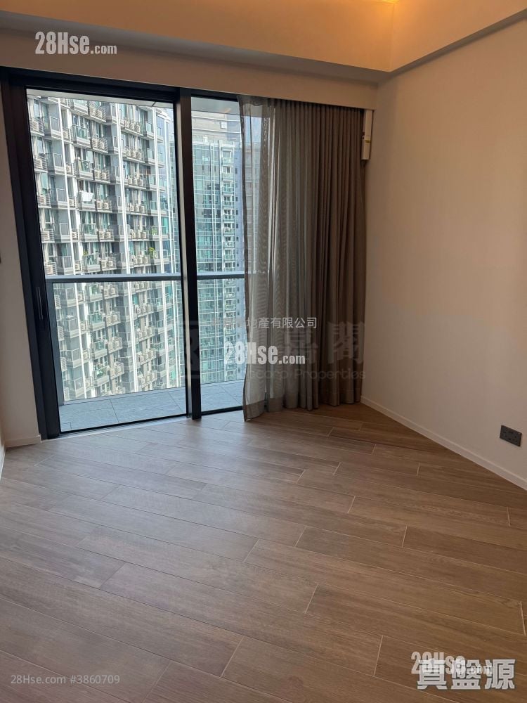 Henley Park Rental 388 ft²
