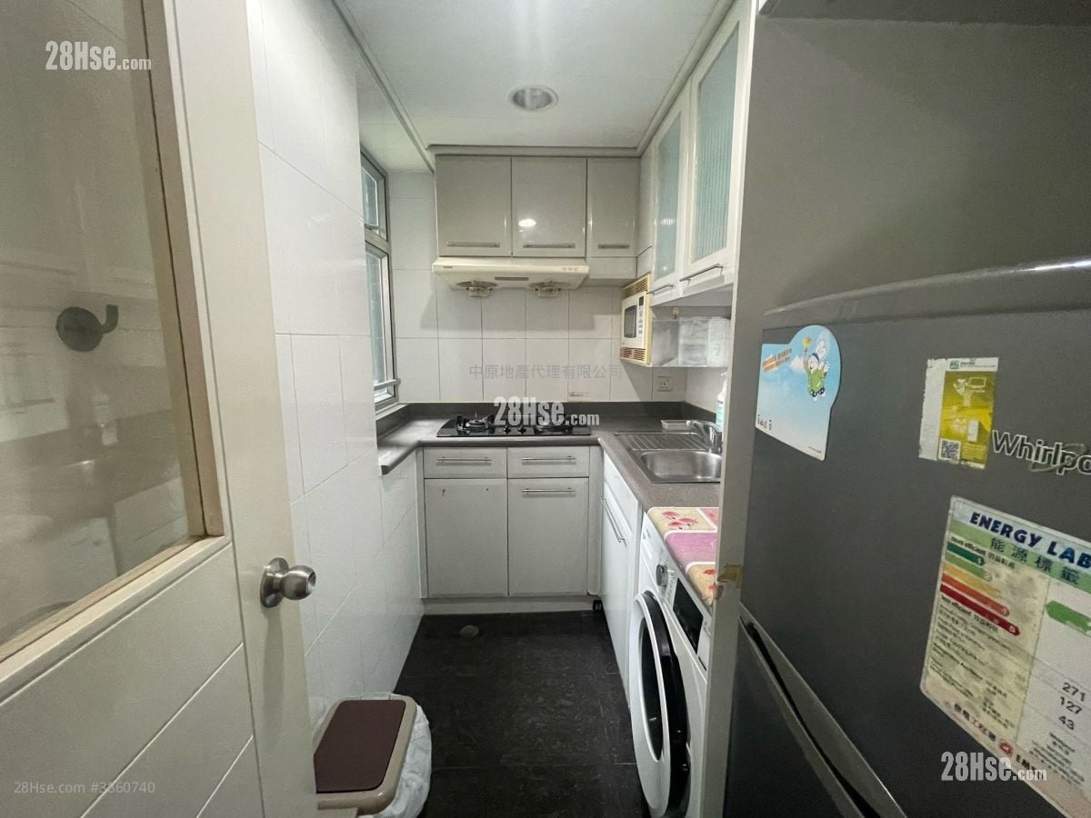 Summit Terrace Sell 2 Bedrooms , 1 Bathroom 424 ft²