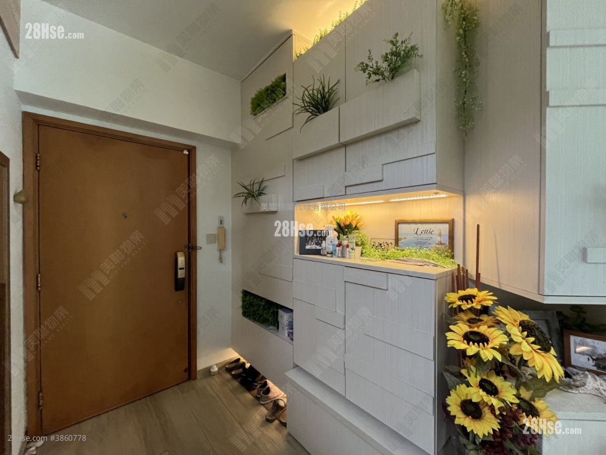 The Belcher's Sell 3 Bedrooms , 2 Bathrooms 889 ft²