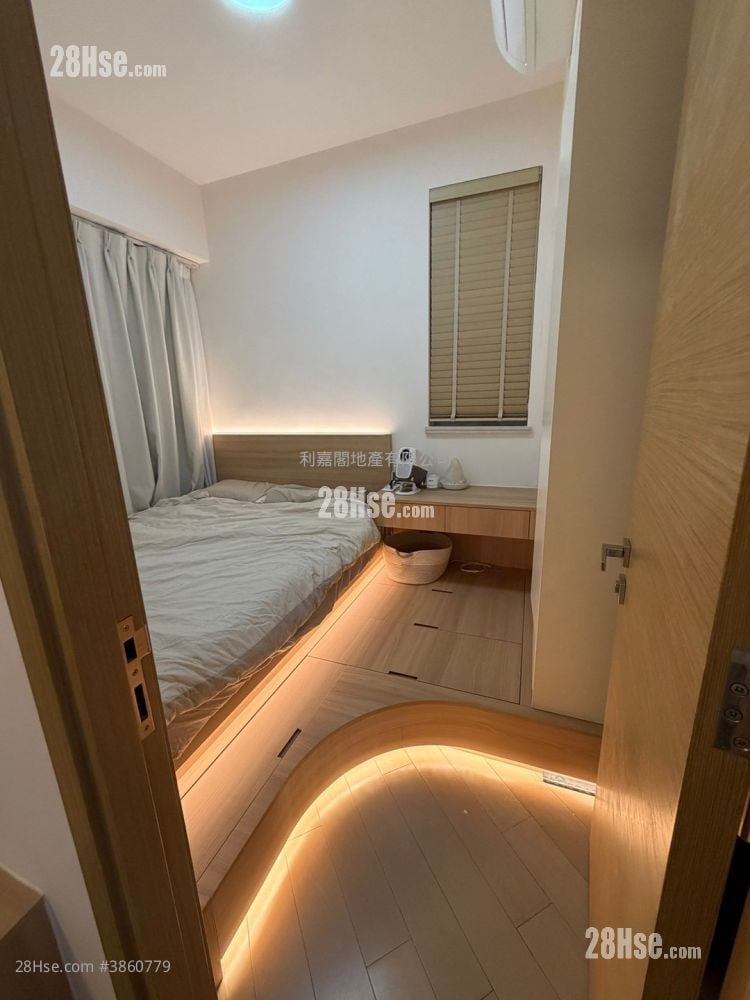 Park Yoho Sell 2 Bedrooms , 1 Bathroom 405 ft²