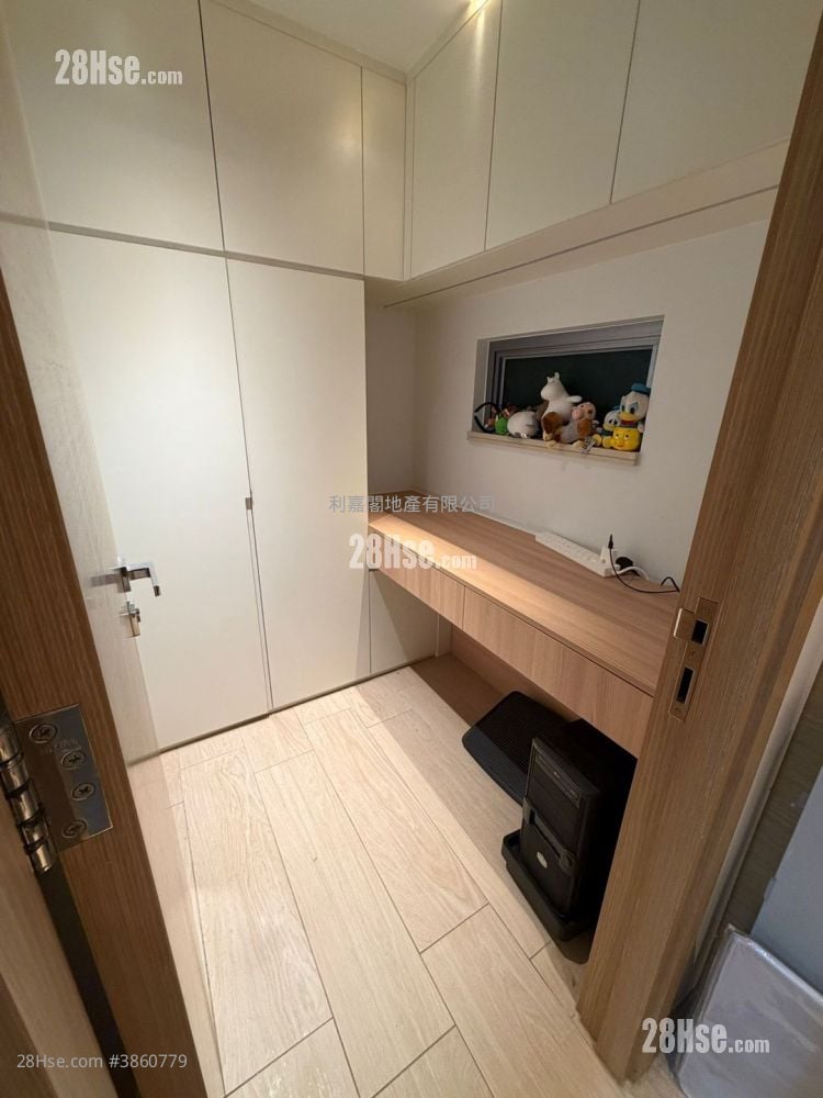 Park Yoho Sell 2 Bedrooms , 1 Bathroom 405 ft²