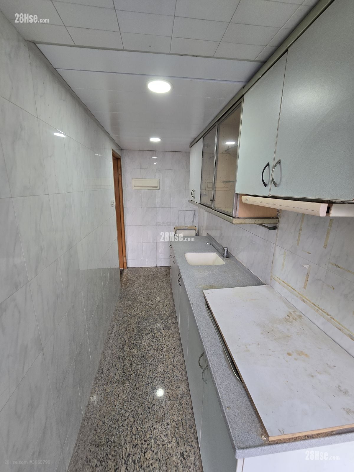 Sui Wo Court Sell 2 Bedrooms 472 ft²