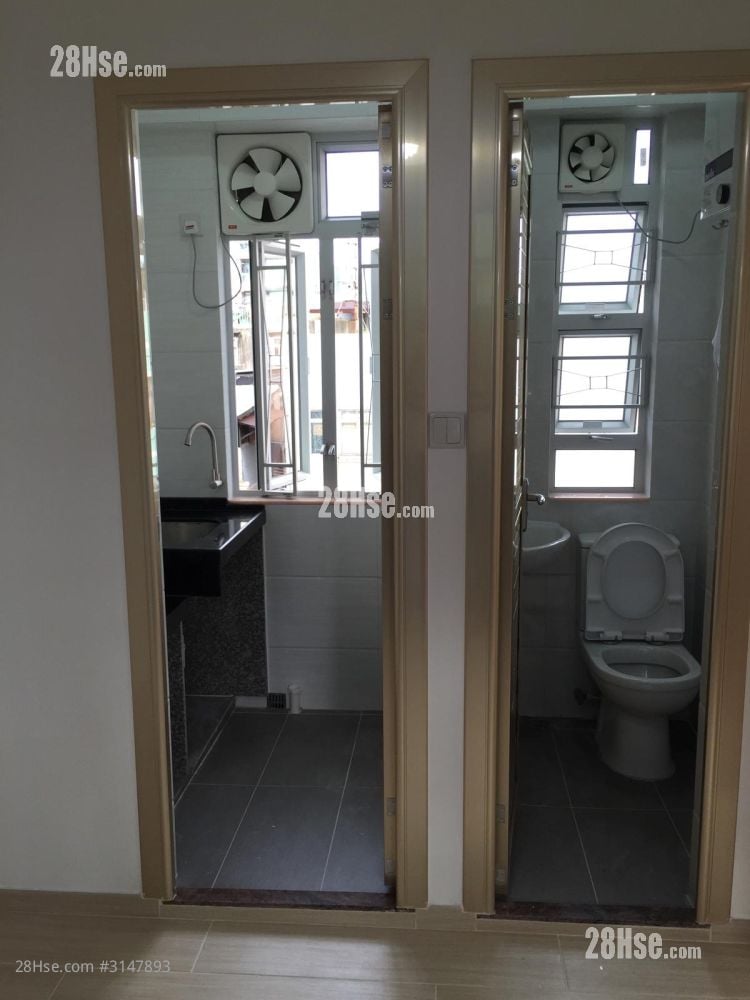 Dragon Mansion Rental 280 ft²
