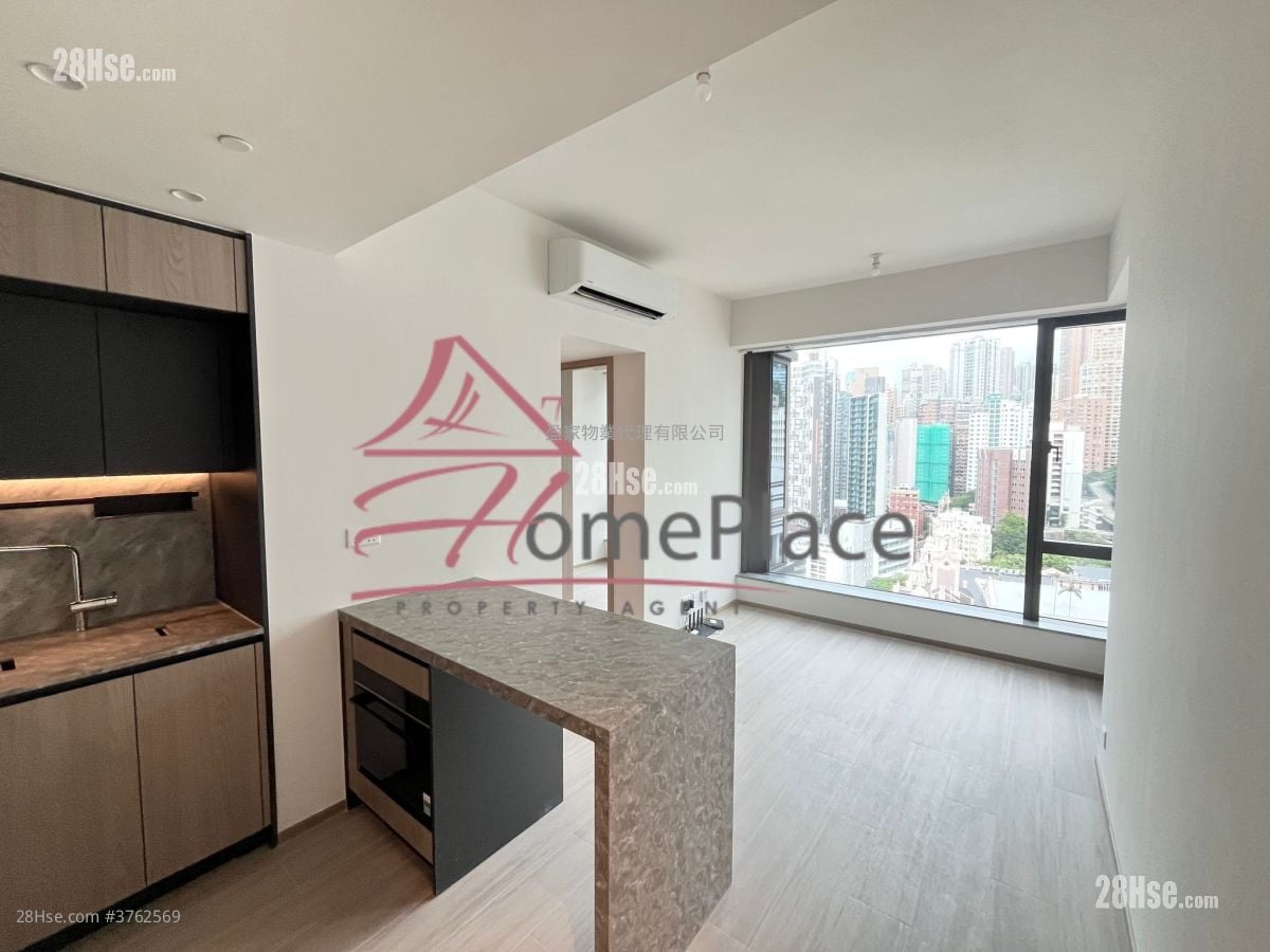 The Hilltop Rental 2 Bedrooms , 1 Bathroom 475 ft²