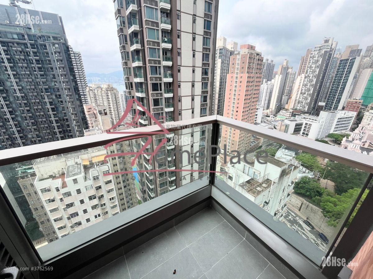 The Hilltop Rental 2 Bedrooms , 1 Bathroom 475 ft²