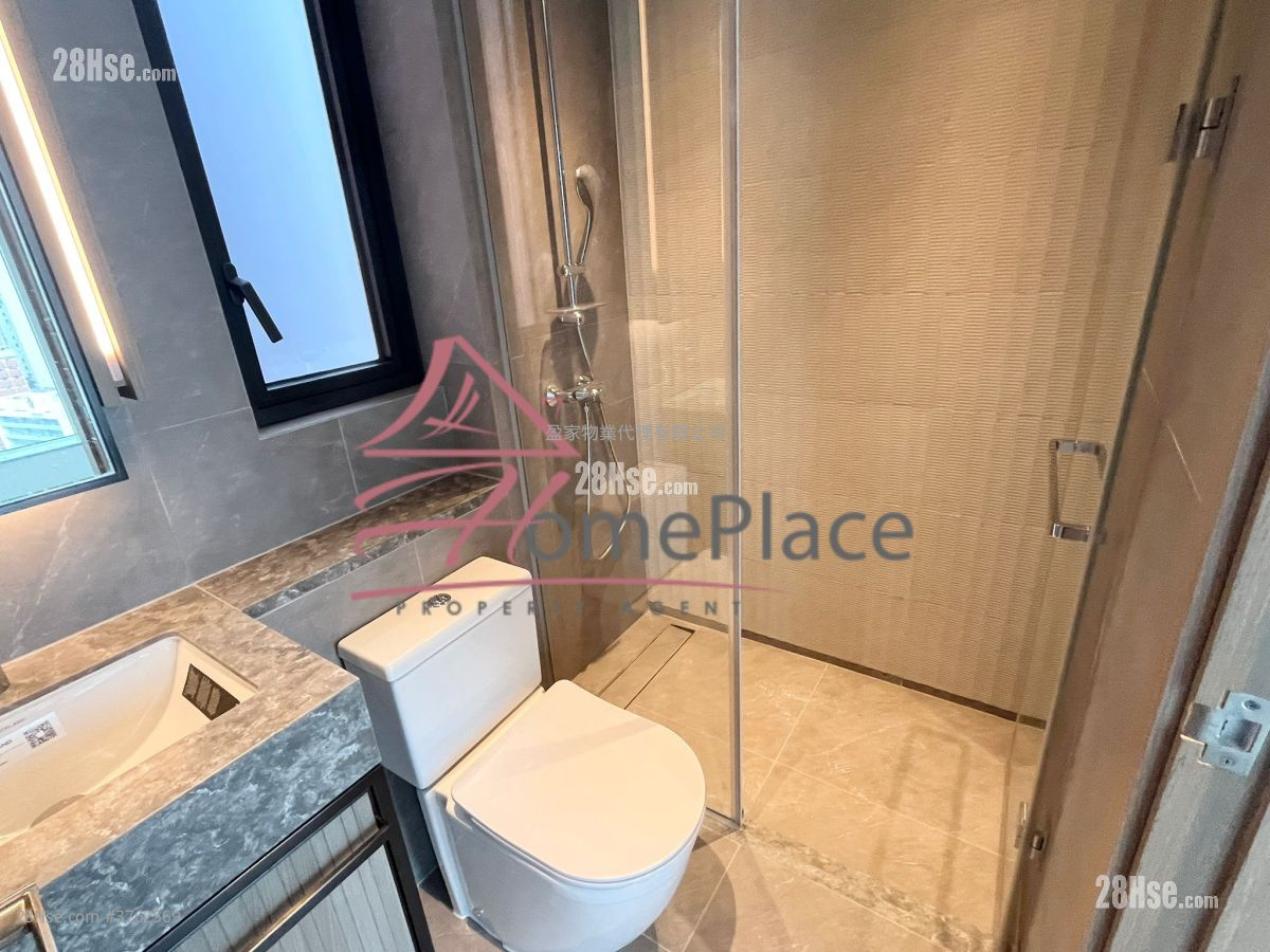 The Hilltop Rental 2 Bedrooms , 1 Bathroom 475 ft²