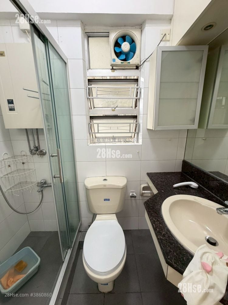 Kwai Chung Plaza Rental 2 Bedrooms , 1 Bathroom 318 ft²