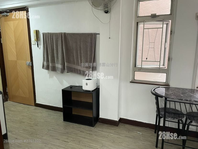 Fung Kam House Sell 1 Bedroom , 1 Bathroom 265 ft²