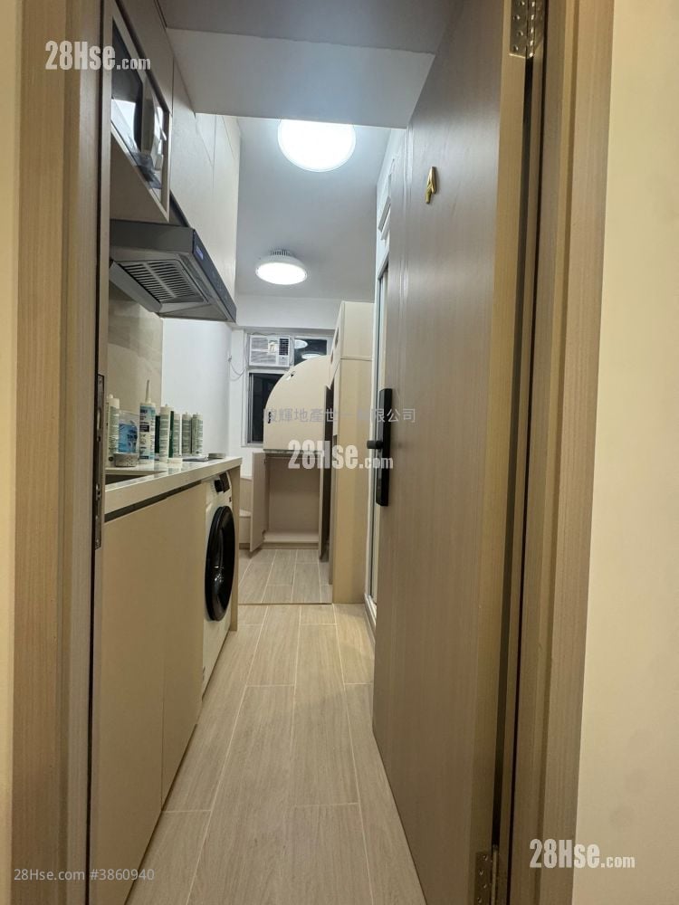Shau Kei Wan Road Rental Studio , 1 Bathroom 120 ft²