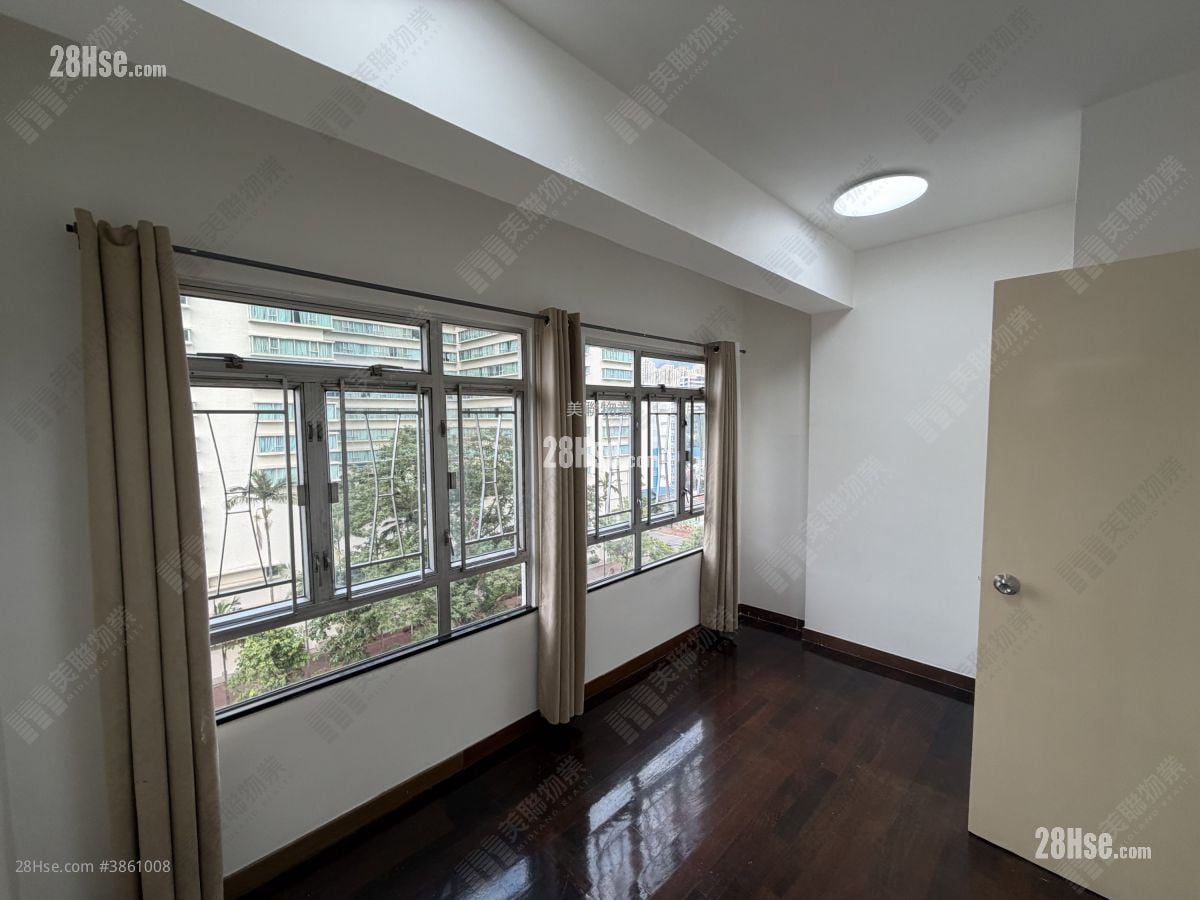 bedroom 1: Garden Rivera Sell 1 Bedroom , 1 Bathroom 242 ft²