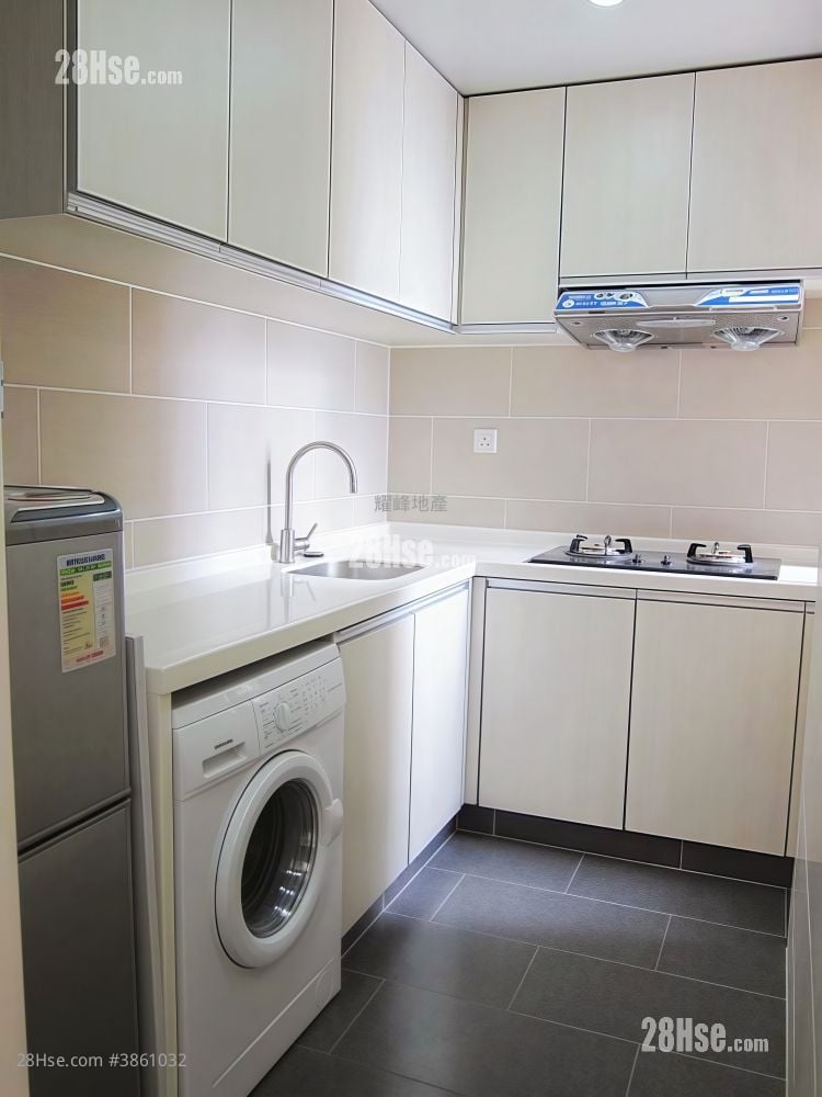 Scenic Heights Sell 2 Bedrooms , 1 Bathroom 597 ft²