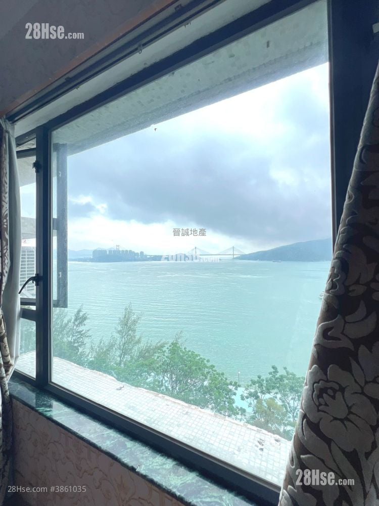 Hong Kong Garden Sell 4 Bedrooms , 3 Bathrooms 1,381 ft²