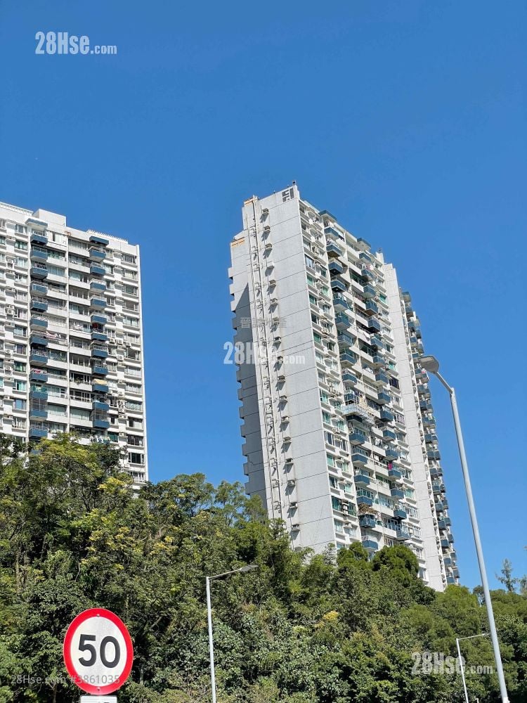 Hong Kong Garden Sell 4 Bedrooms , 3 Bathrooms 1,381 ft²
