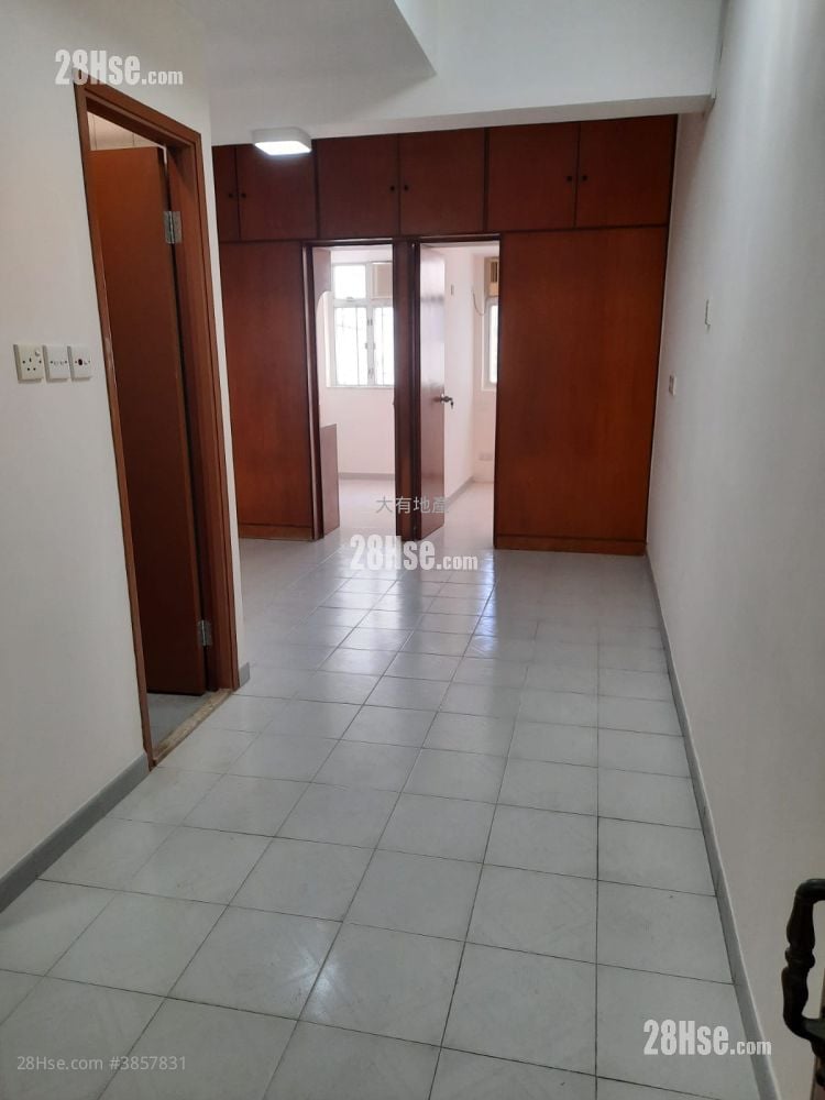 Chung Ying Building Rental 2 Bedrooms , 1 Bathroom 374 ft²