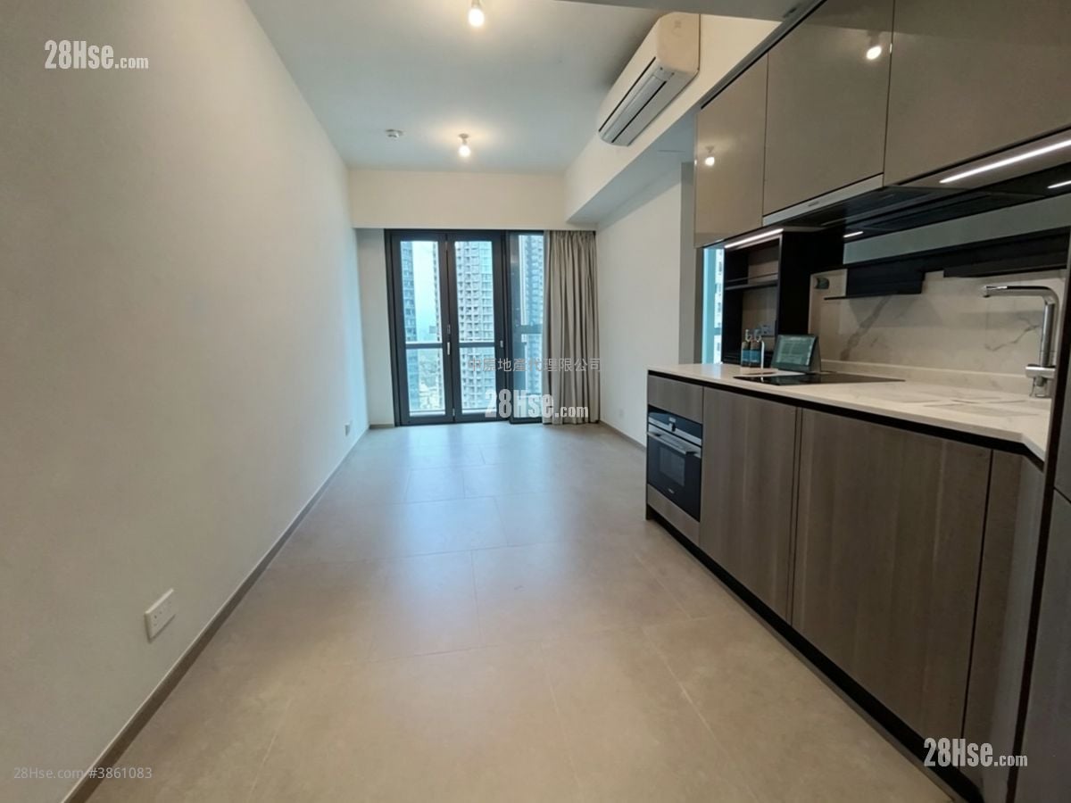 The Yoho Hub Sell 2 Bedrooms , 1 Bathroom 467 ft²