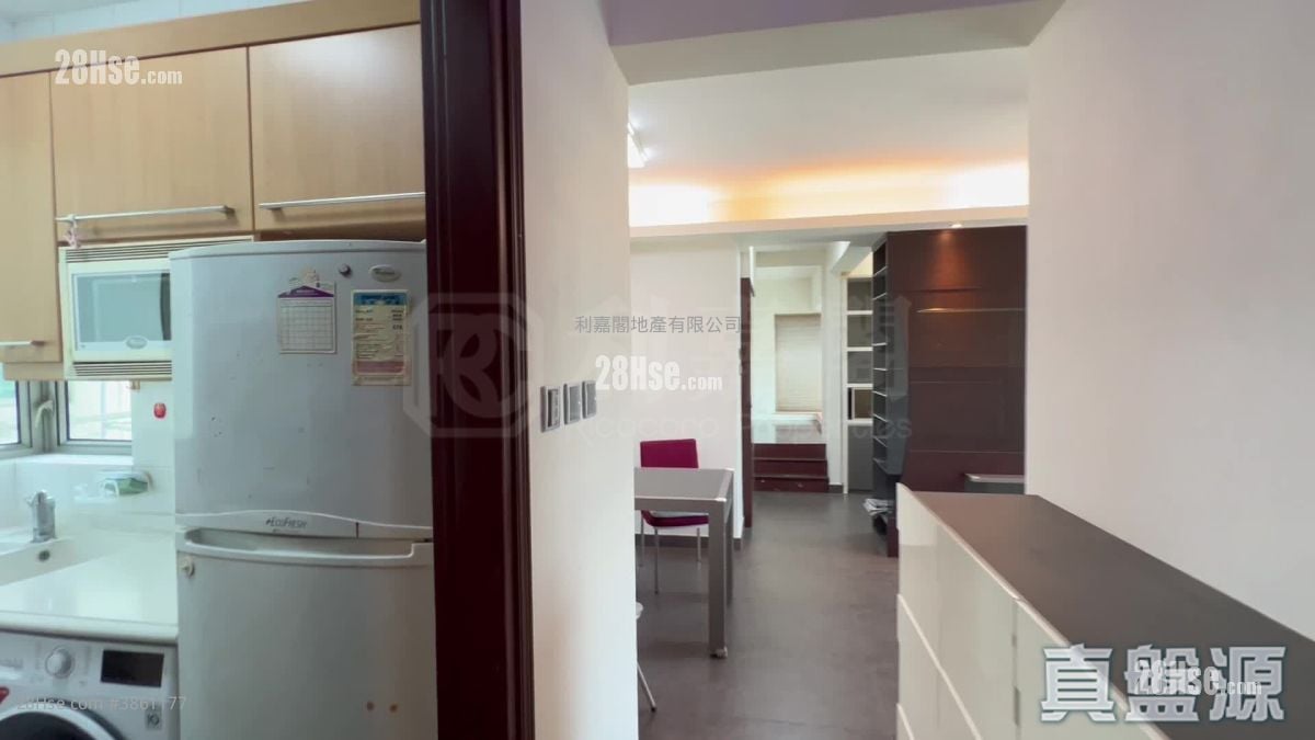 The Parcville Sell 2 Bedrooms , 1 Bathroom 460 ft²