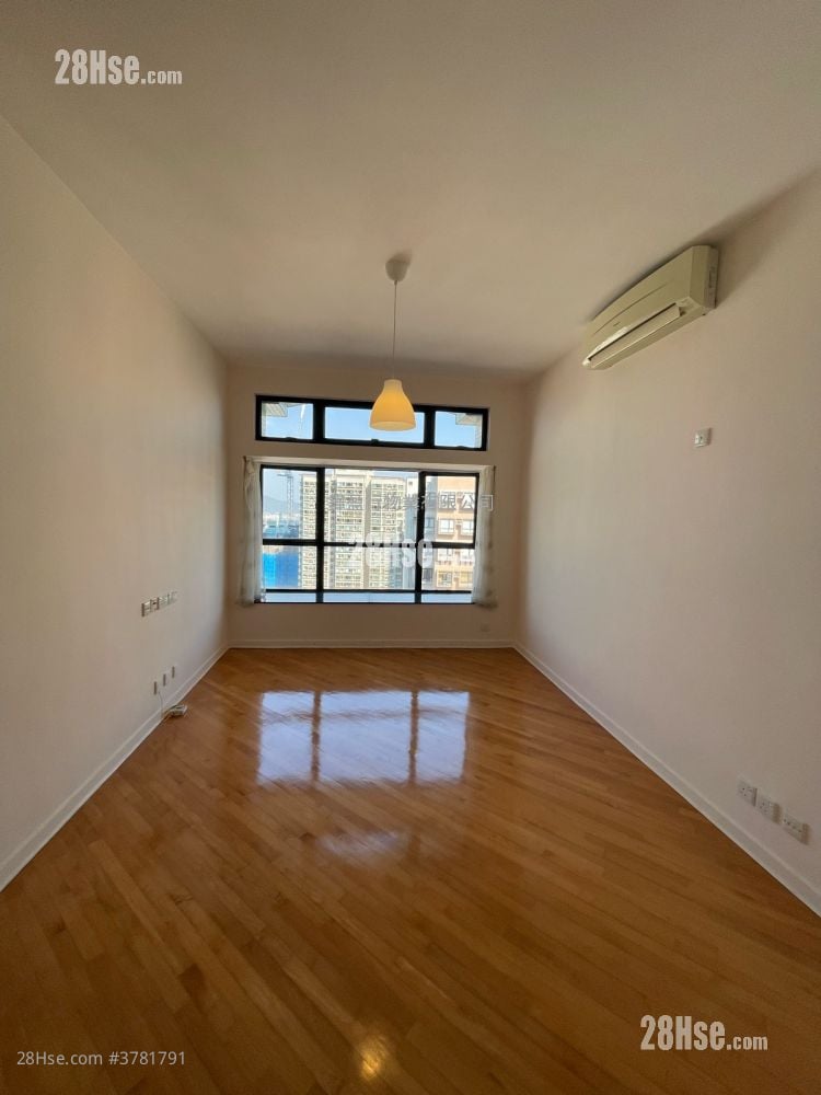 Scenecliff Rental 3 Bedrooms , 2 Bathrooms 942 ft²