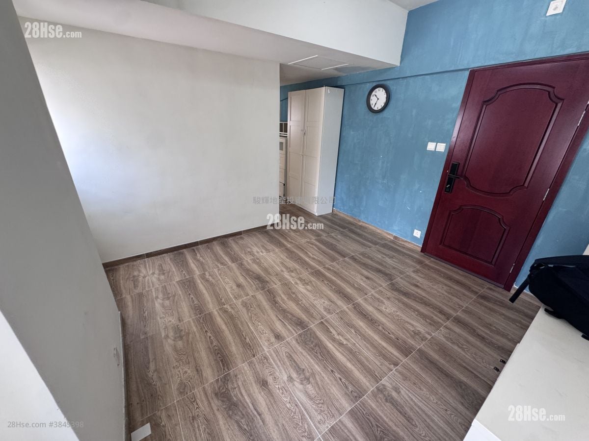 Chinese Mansion Rental 2 Bedrooms , 1 Bathroom 270 ft²