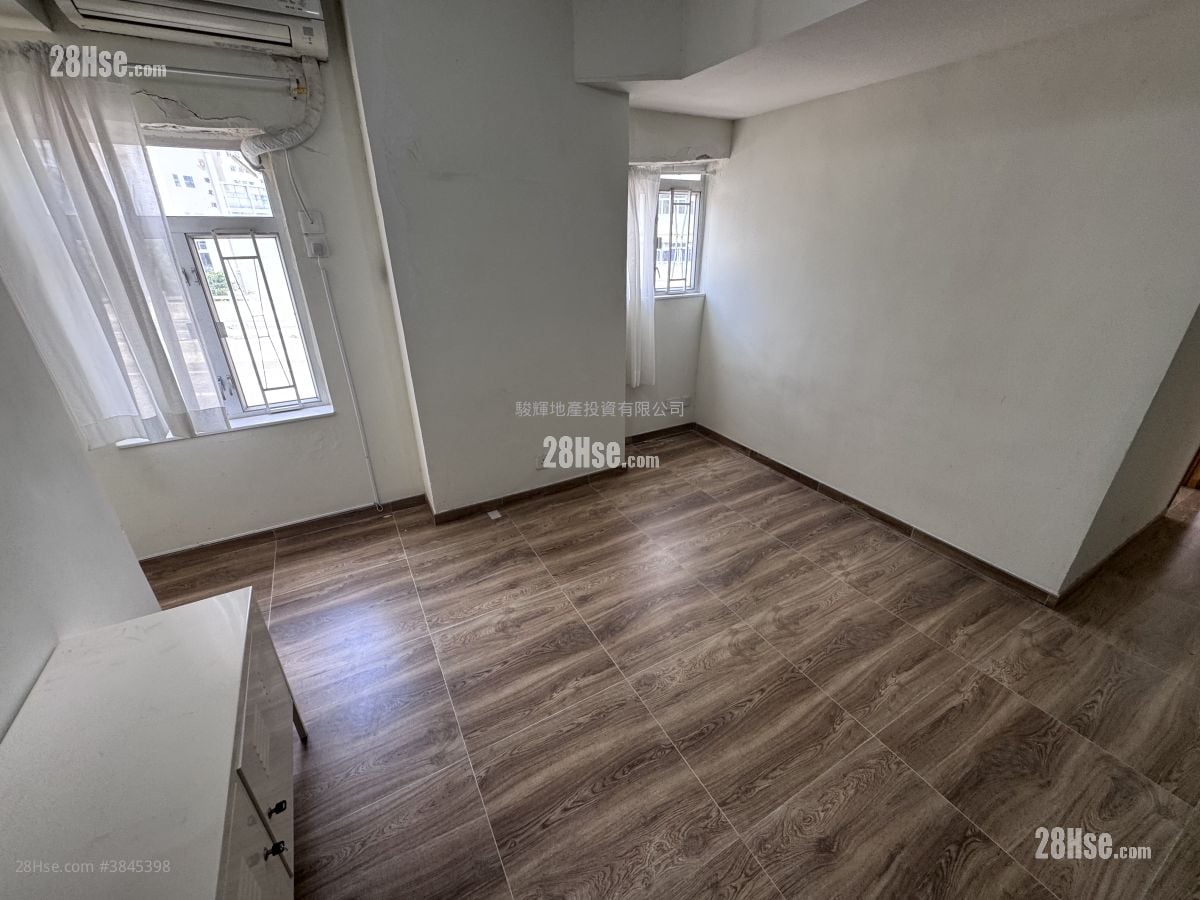 Chinese Mansion Rental 2 Bedrooms , 1 Bathroom 270 ft²