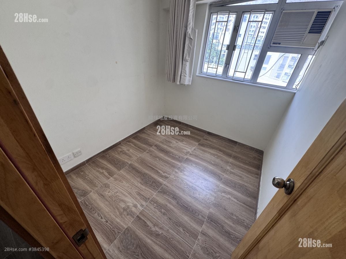 Chinese Mansion Rental 2 Bedrooms , 1 Bathroom 270 ft²