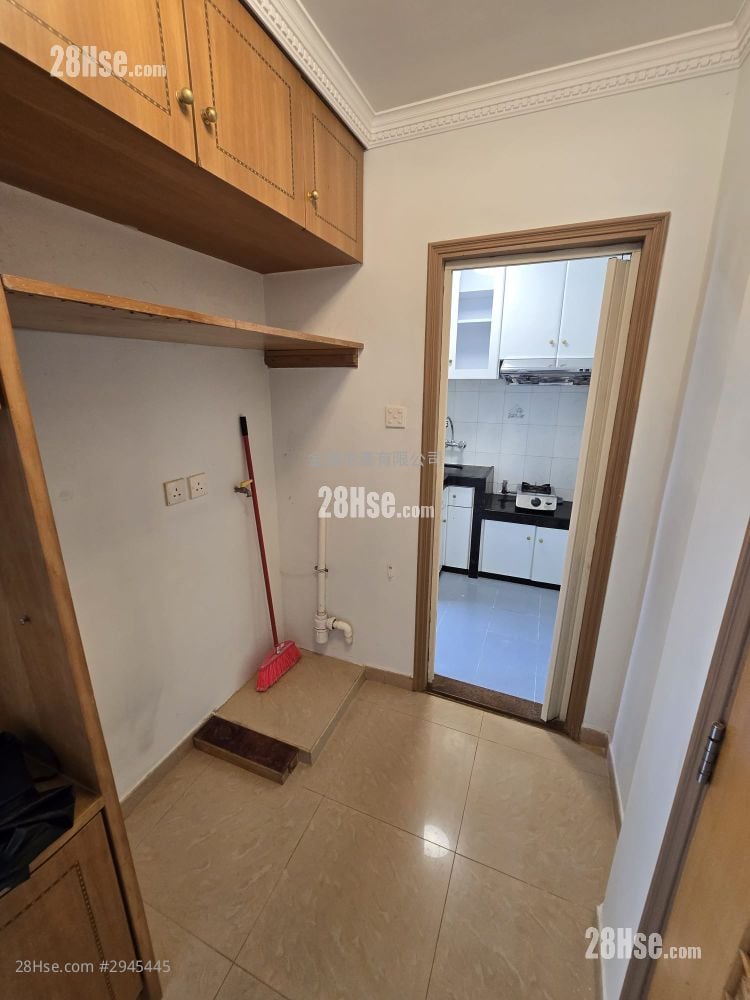 Tsz Oi Court Rental 2 Bedrooms , 1 Bathroom 401 ft²