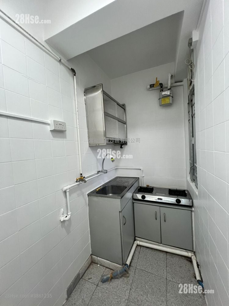 Golden Lion Garden Sell 1 Bedroom , 1 Bathroom 285 ft²