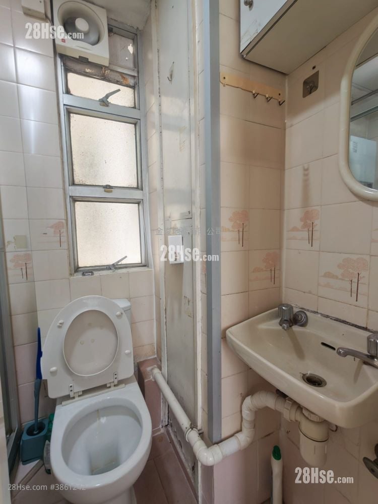 Jade Plaza Sell 2 Bedrooms , 1 Bathroom 262 ft²