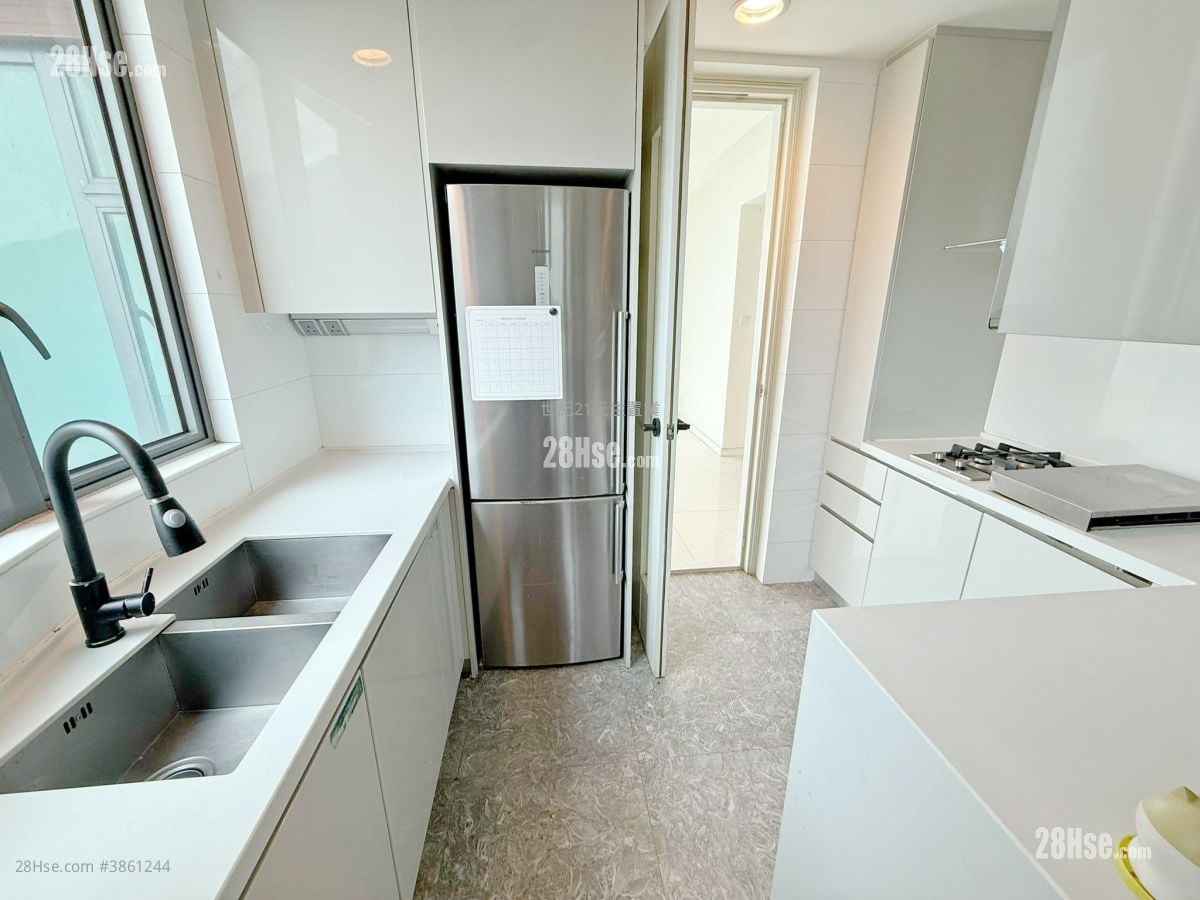 Crown By The Sea Sell 3 Bedrooms , 3 Bathrooms 1,026 ft²
