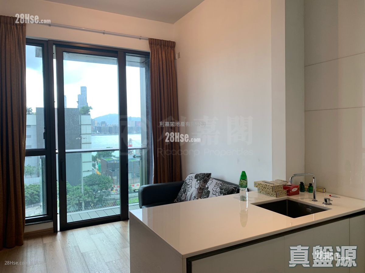 The Gloucester Sell 1 Bedroom , 1 Bathroom 342 ft²