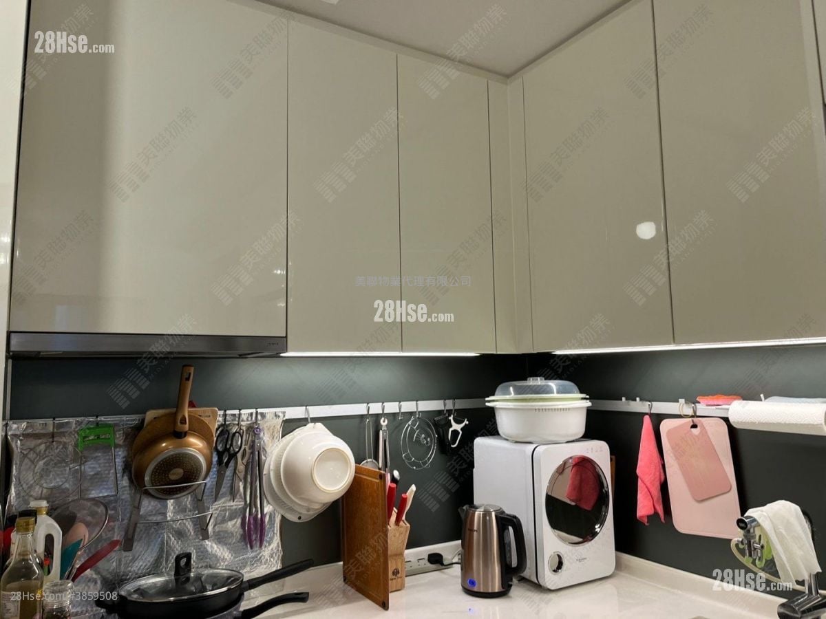 Solaria Sell 2 Bedrooms 455 ft²