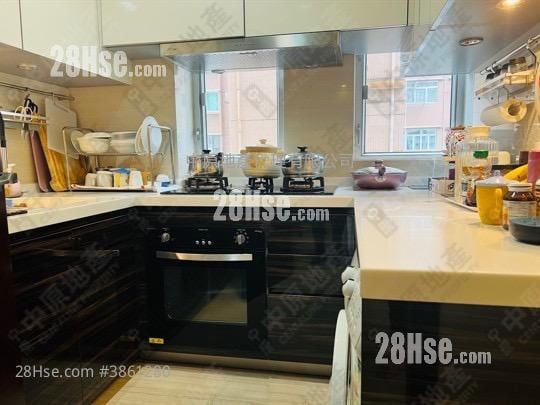Edward Court Sell 3 Bedrooms 667 ft²