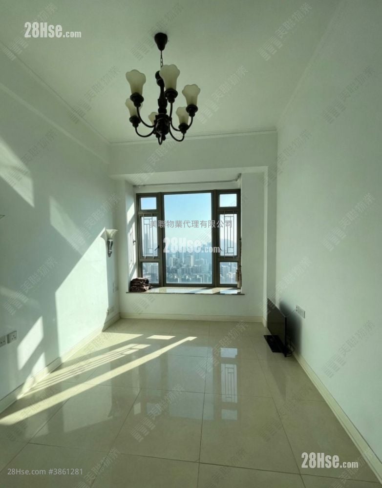 The Cairnhill Sell 3 Bedrooms , 3 Bathrooms 1,008 ft²