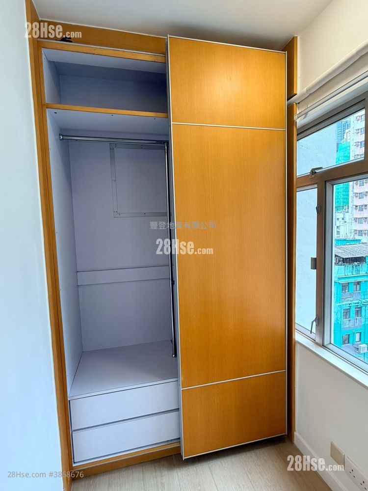 Kee On Building Rental 1 Bedroom , 1 Bathroom 257 ft²