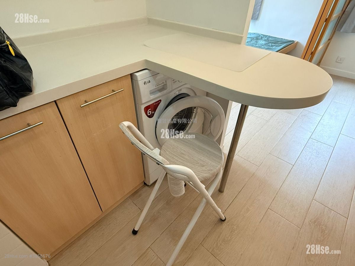 Kee On Building Rental 1 Bedroom , 1 Bathroom 257 ft²