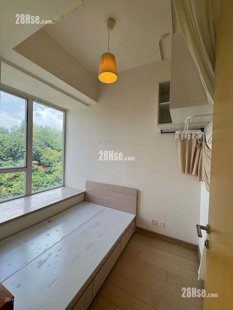 Gardenia Rental 1 Bedroom , 1 Bathroom 270 ft²