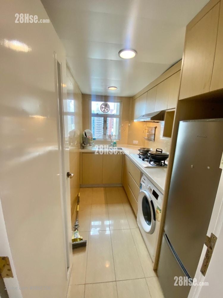傲雲峰 租盤 3 房 , 2 浴室 691 平方呎