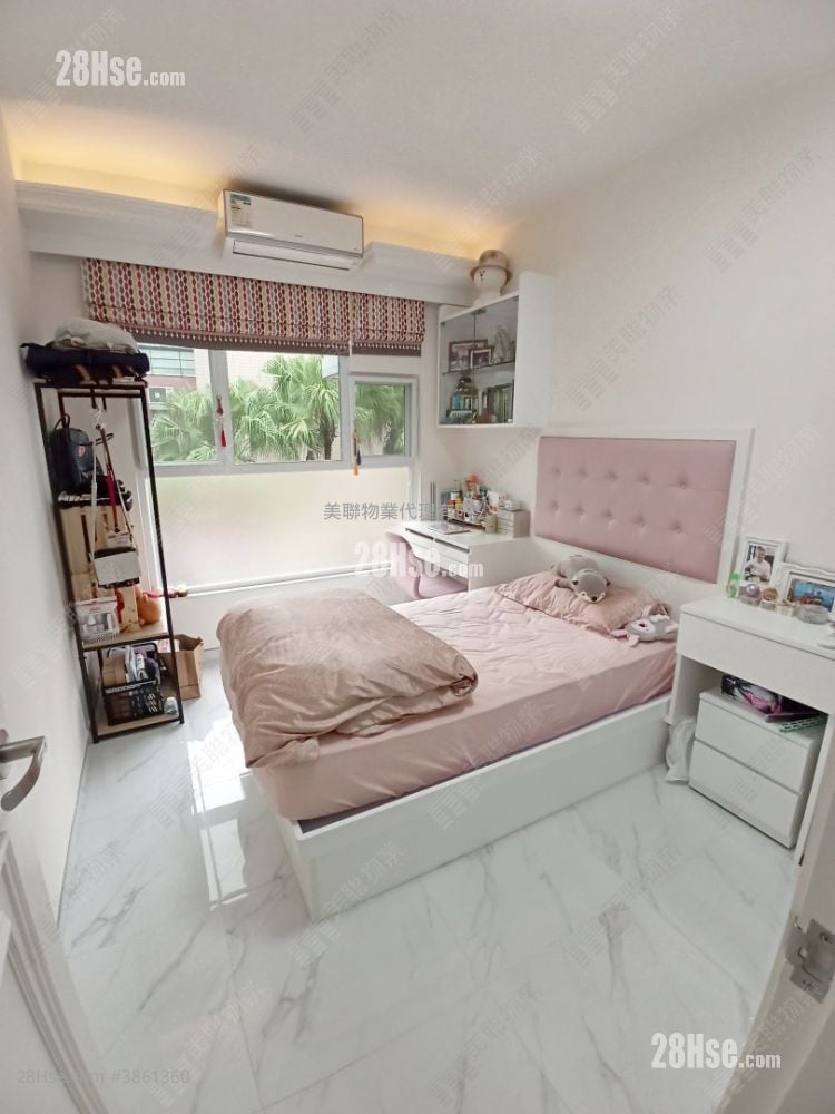 Royal Palms Sell 3 Bedrooms , 4 Bathrooms 1,347 ft²