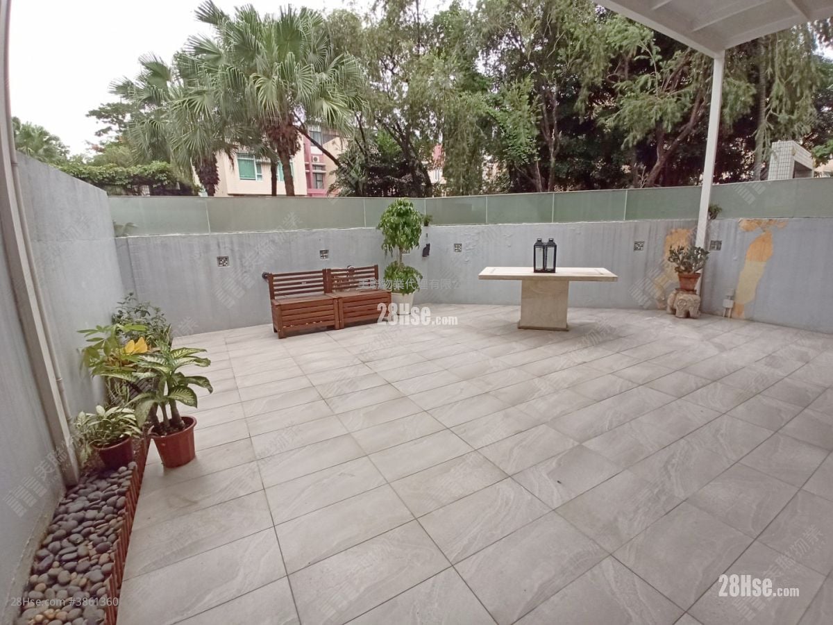 Royal Palms Sell 3 Bedrooms , 4 Bathrooms 1,347 ft²