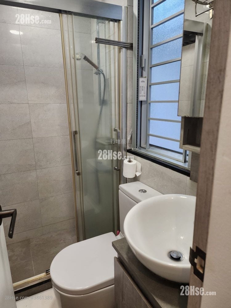 Wai Sun Building Rental 2 Bedrooms , 1 Bathroom 271 ft²