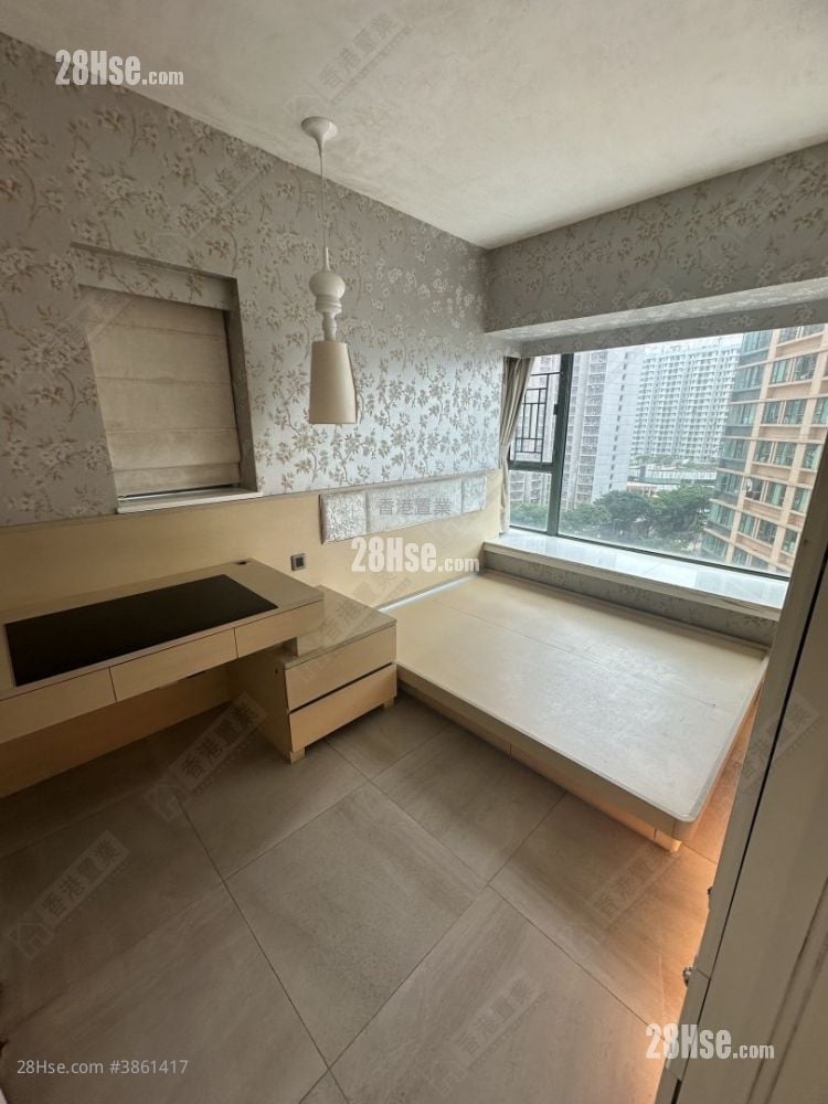 Park Avenue Sell 3 Bedrooms 695 ft²