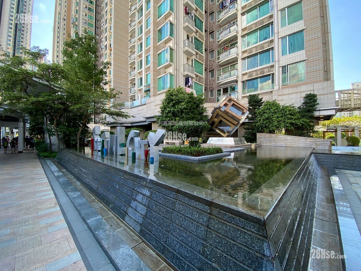 Festival City Rental 3 Bedrooms , 2 Bathrooms 680 ft²