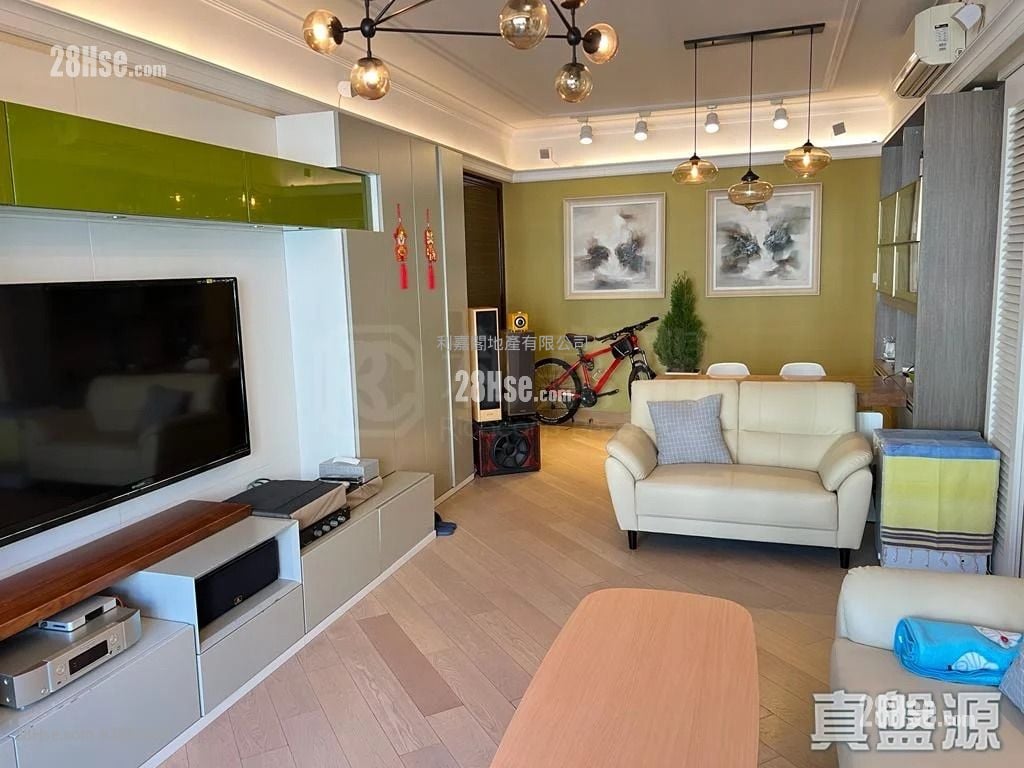 溋玥天赋海湾 售盘 3 房 1,045 平方尺