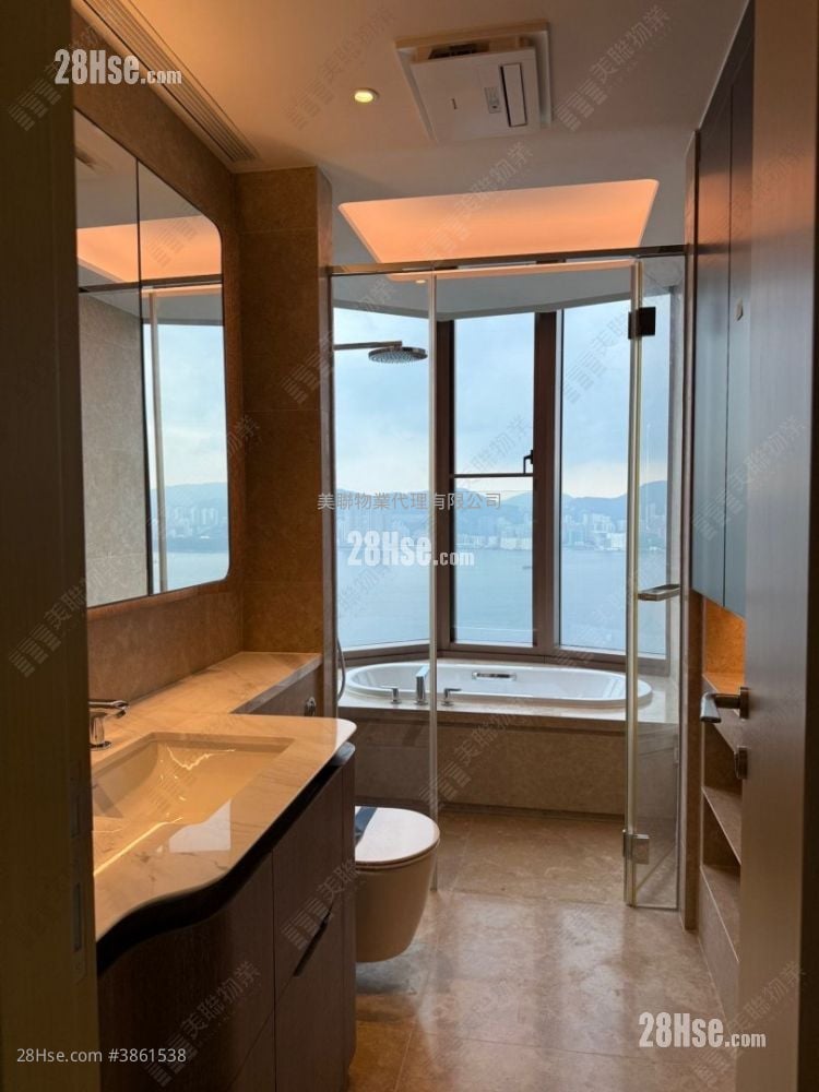 Lp10 Rental 4 Bedrooms , 2 Bathrooms 1,517 ft²
