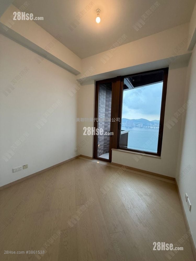 Lp10 Rental 4 Bedrooms , 2 Bathrooms 1,517 ft²