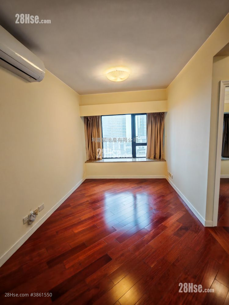 The Arch Rental 2 Bedrooms , 1 Bathroom 513 ft²
