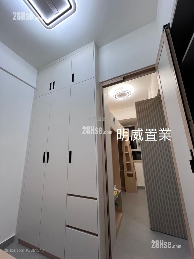 鴻都大廈 售盤 2 房 , 1 浴室 310 平方呎