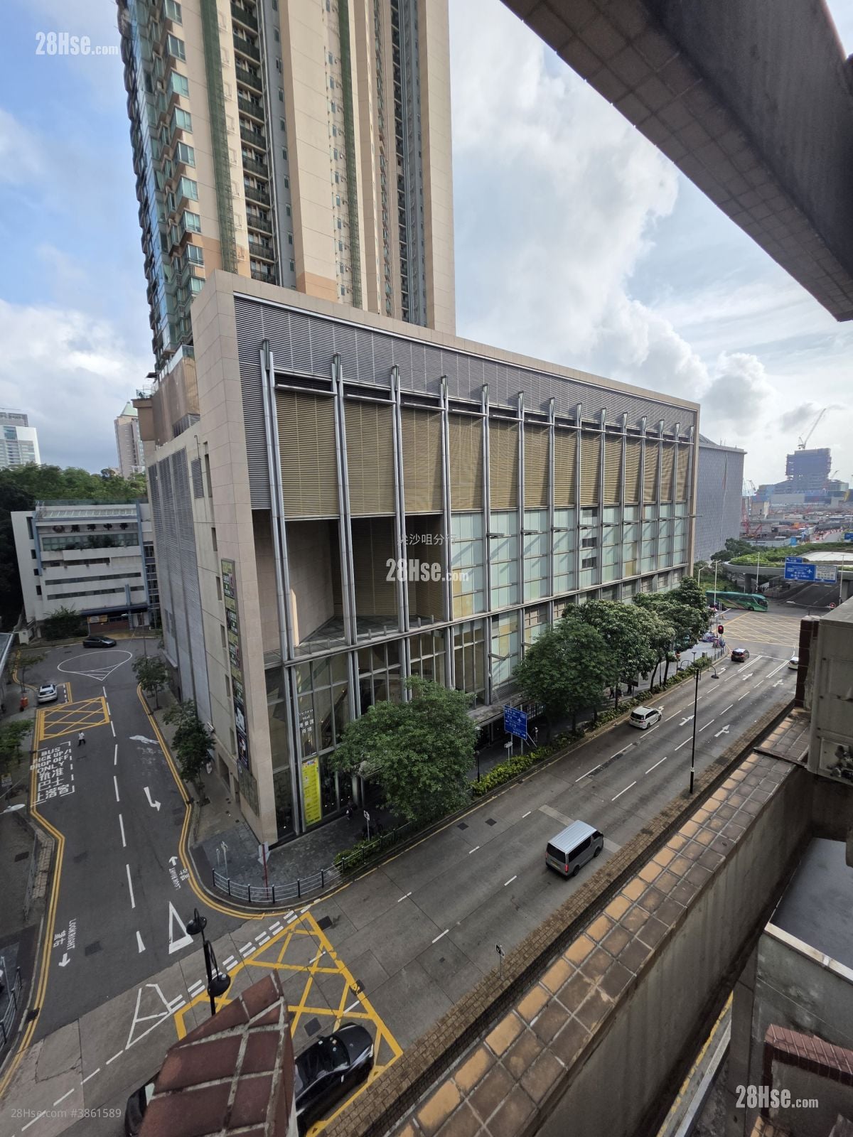 Wing Fat Mansion Sell Studio , 1 Bathroom 379 ft²