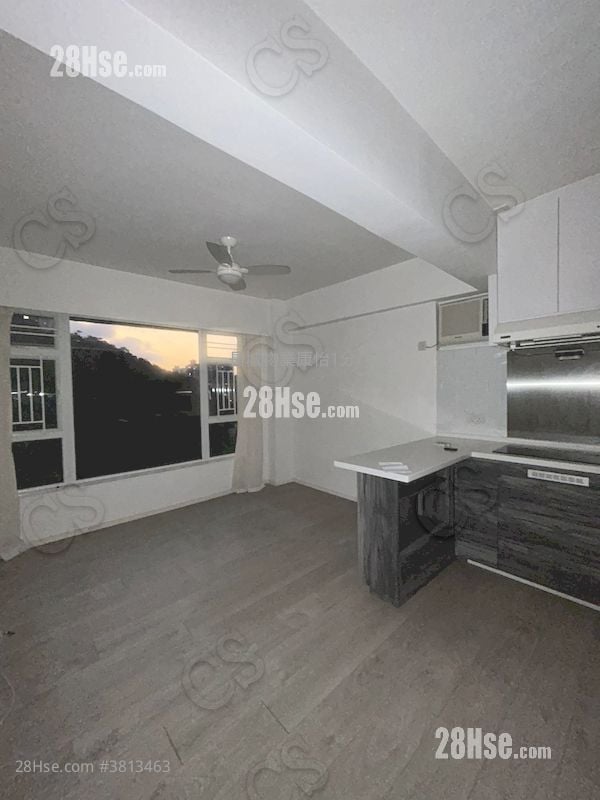King's View Court Sell 2 Bedrooms , 1 Bathroom 515 ft²