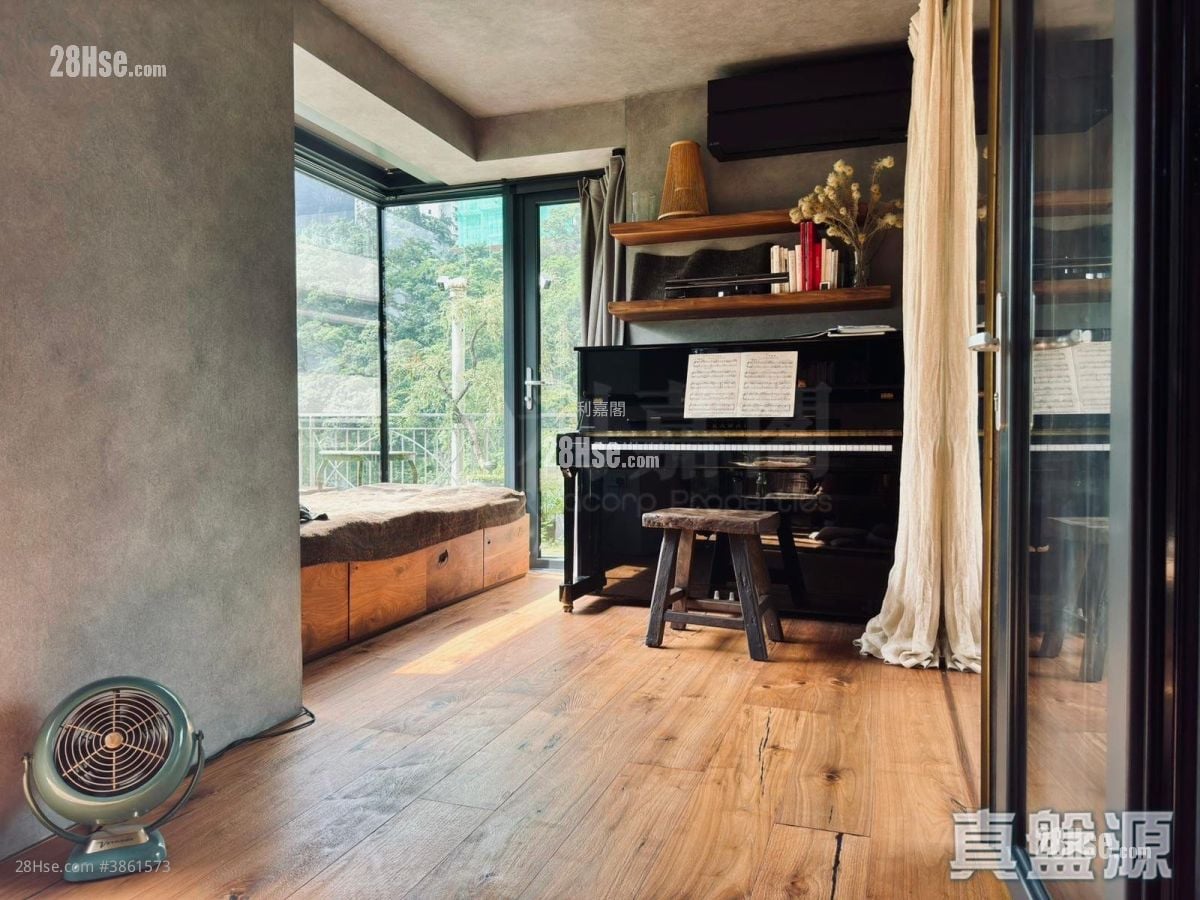 The Notting Hill Sell 2 Bedrooms , 1 Bathroom 546 ft²