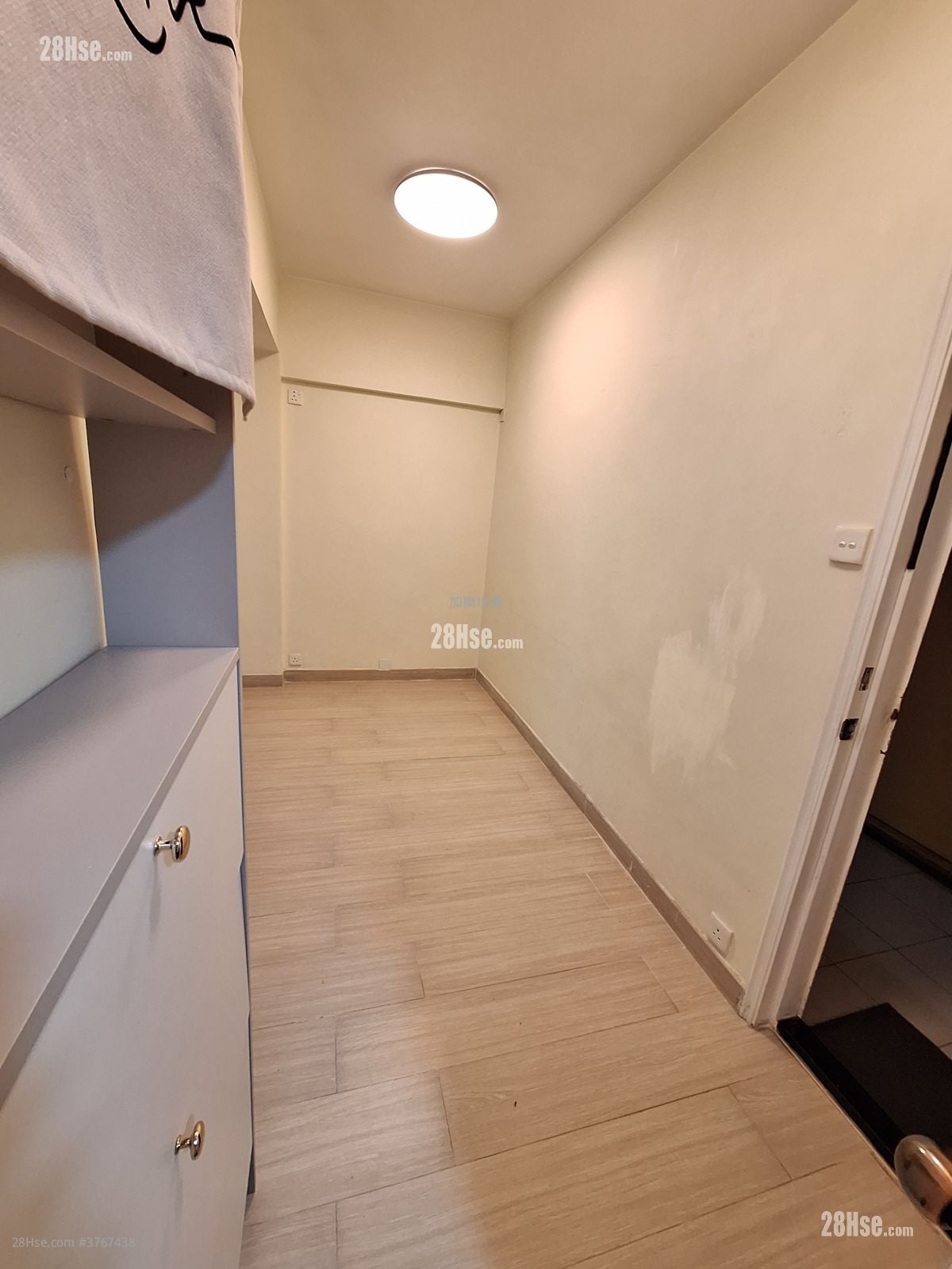United Building Rental 2 Bedrooms , 1 Bathroom 287 ft²